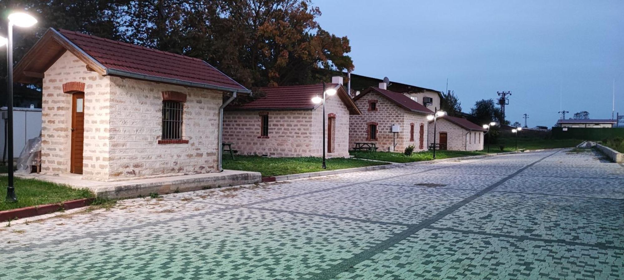 Doga Park Istasyon *